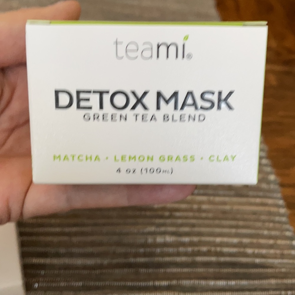 teami Detox Mask & Applicator - Picture 8 of 13